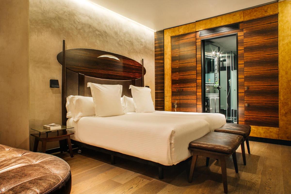 Cama o camas de una habitación en Hotel Bagués, a Small Luxury Hotel of the World