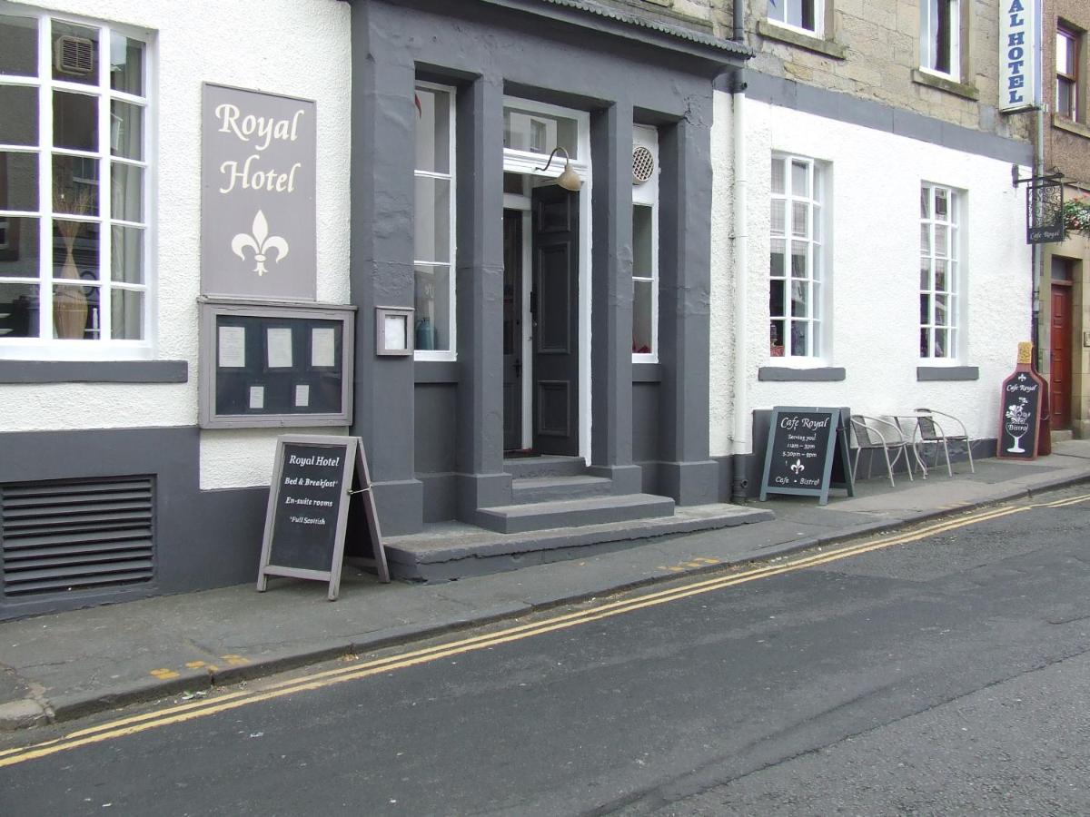 The Royal Hotel - Housity