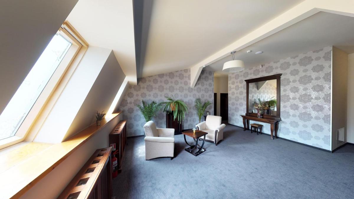 Pension Korona - Housity