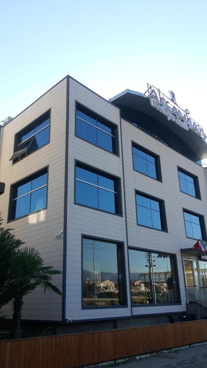 Akcayhan Hotel - Housity