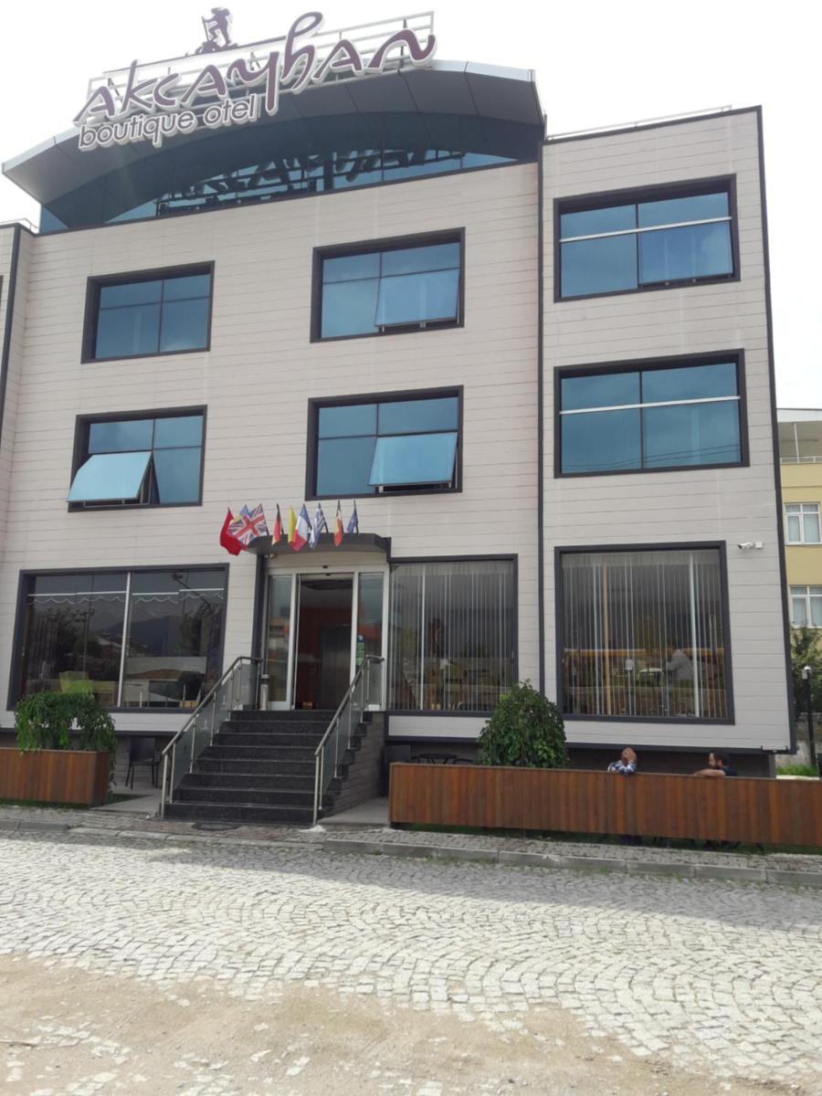 Akcayhan Hotel - Housity