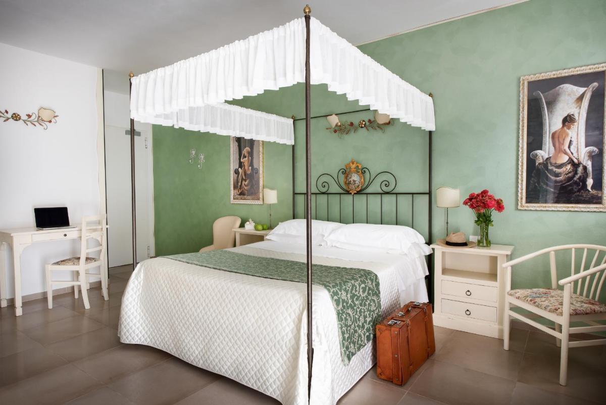 Hotel Corsignano - Housity