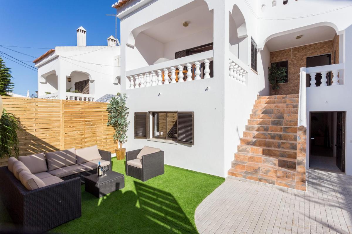 Safari Beach guest house - Housity