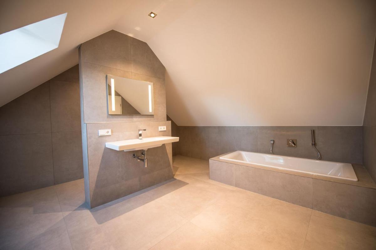 Ferienwohnung Atelier Maschinenhaus - Housity