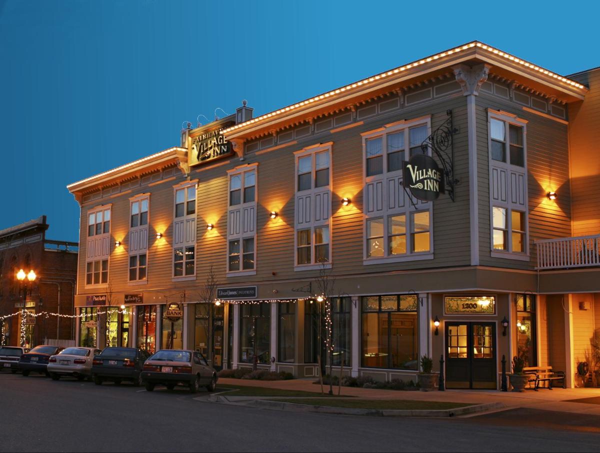 Fairhaven Village Inn - Housity