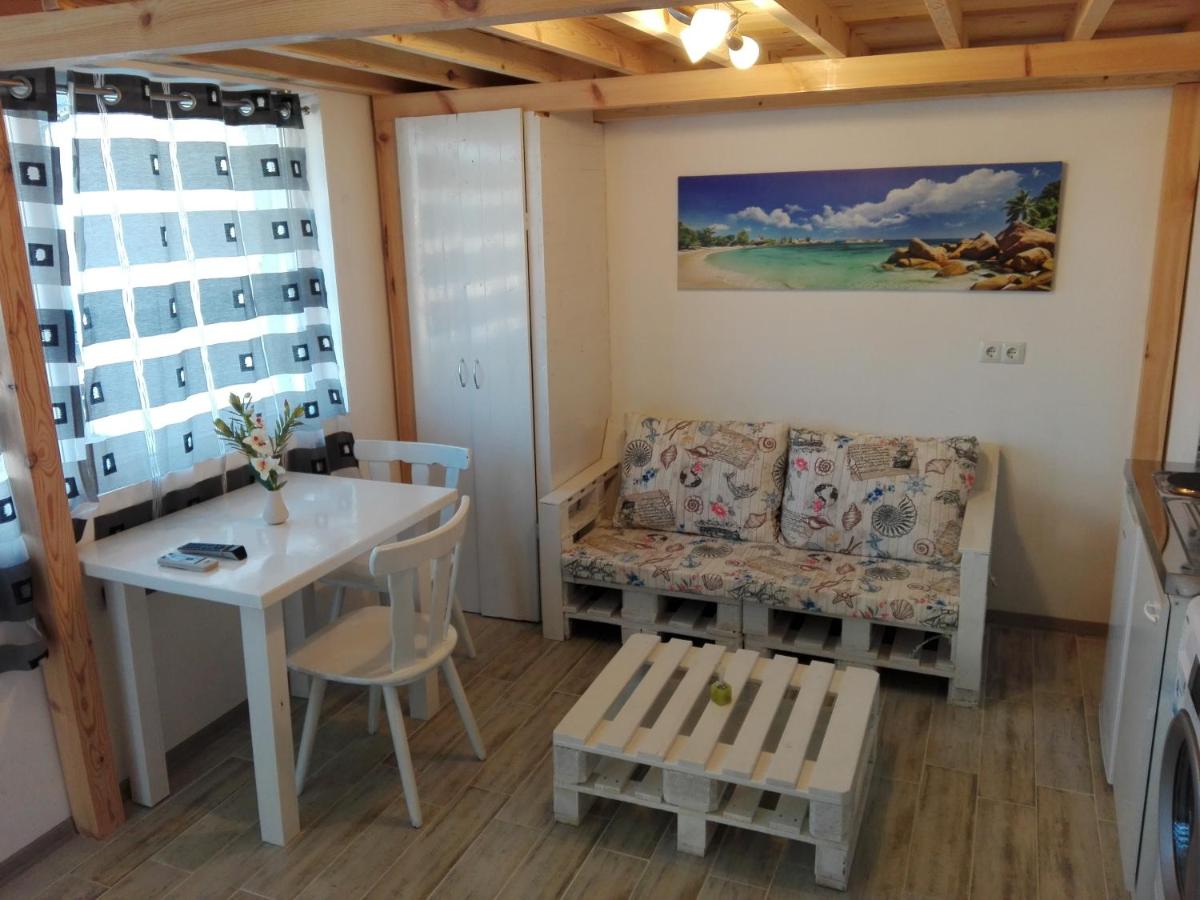 INFINITY Blue 3 - Housity