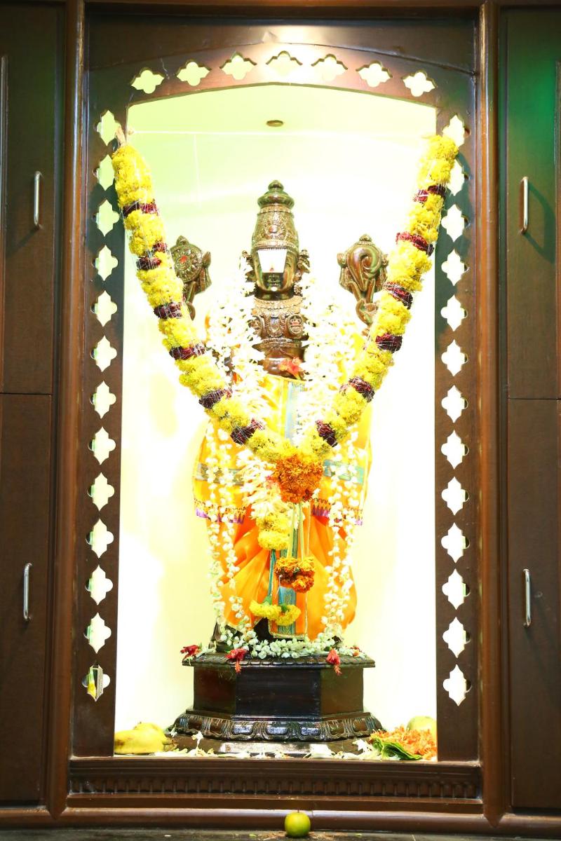 Hotel Garuda Guntur - Housity