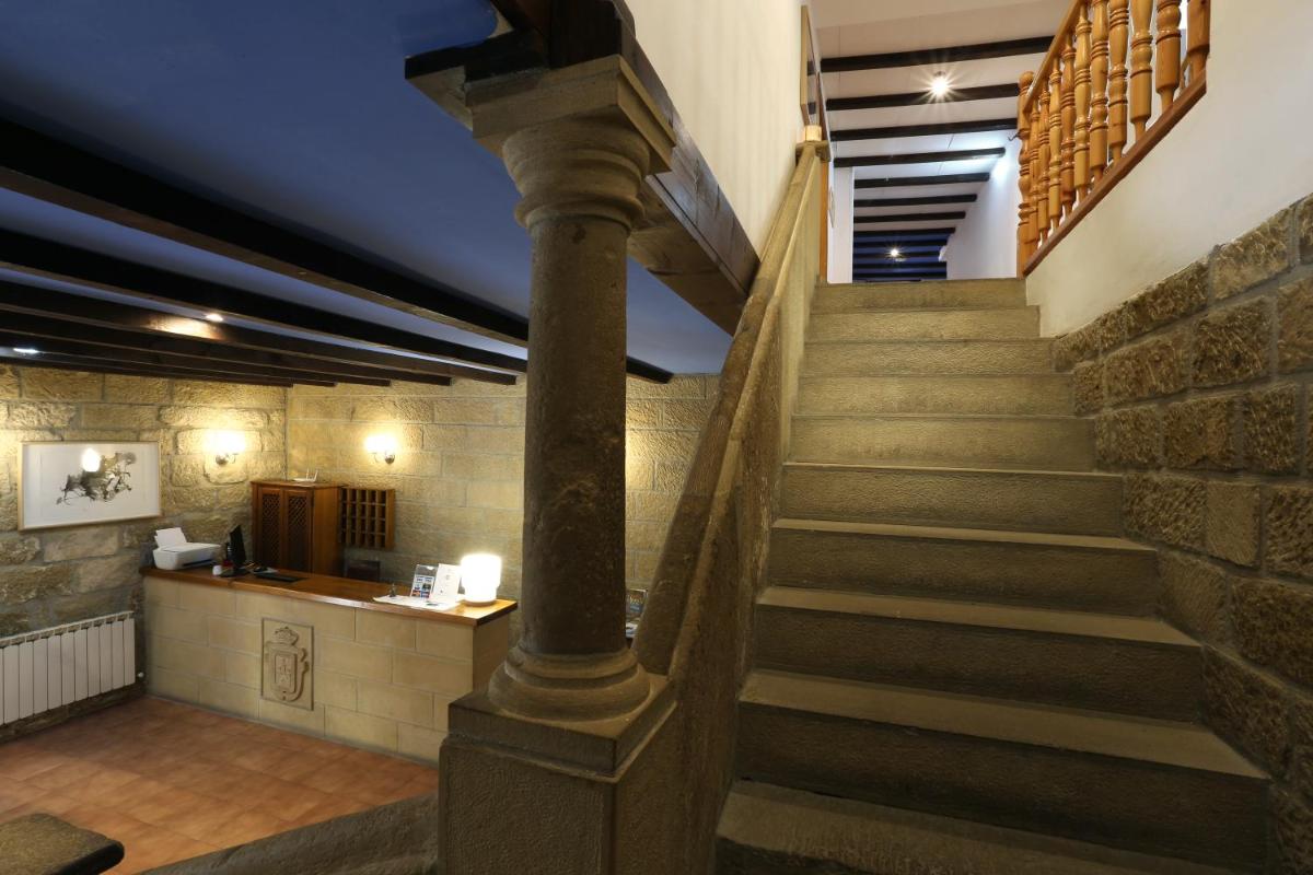 Hospedería Sádaba - Housity