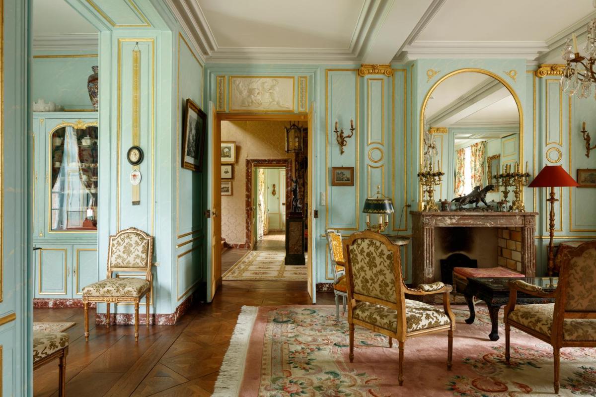Chateau de Servigny - Housity