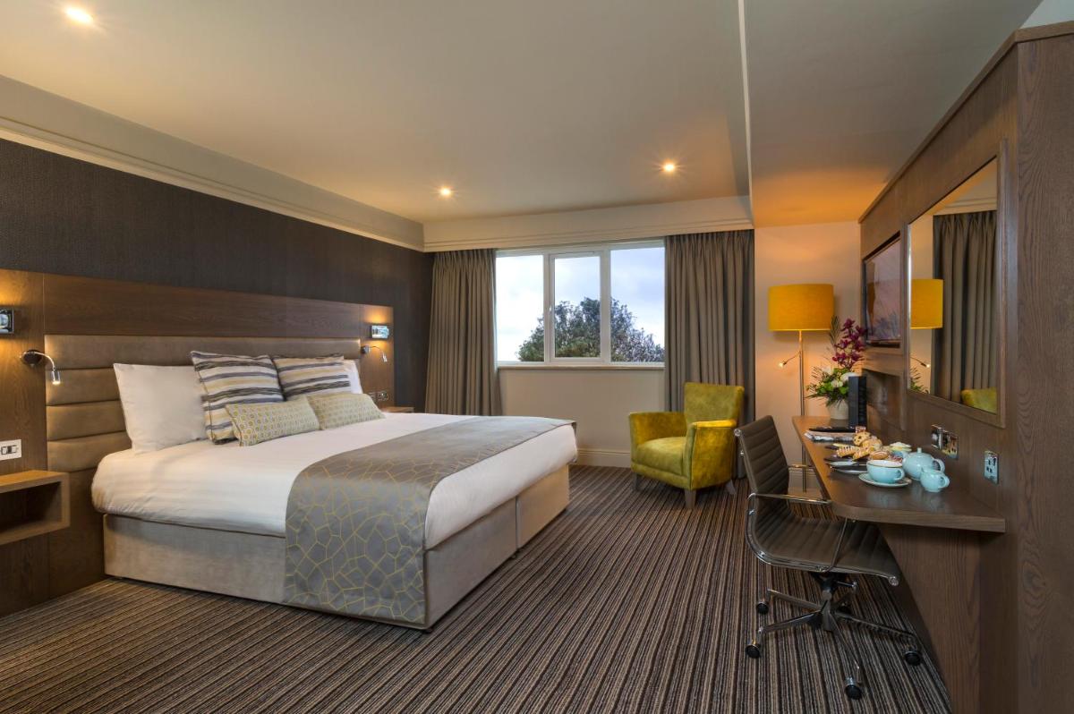 Bonnington Hotel & Leisure Centre - Housity