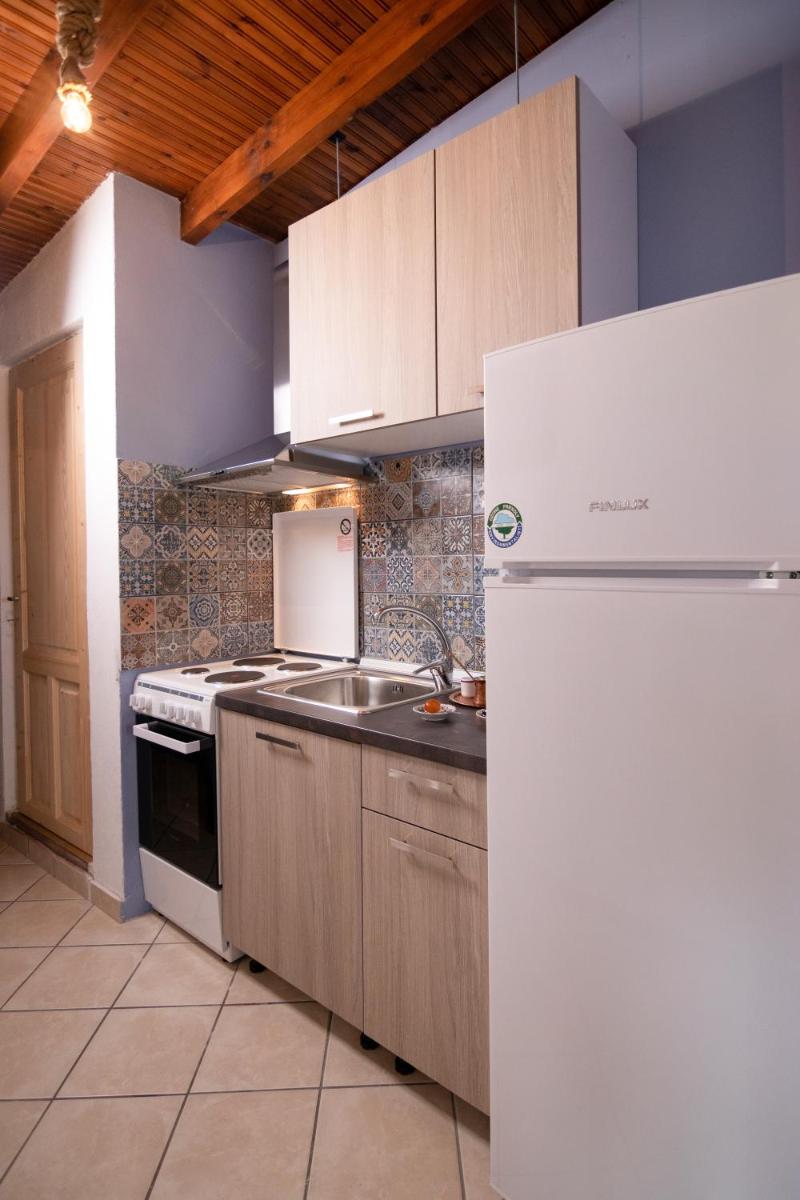 Suitetrails - Velpina Apartments