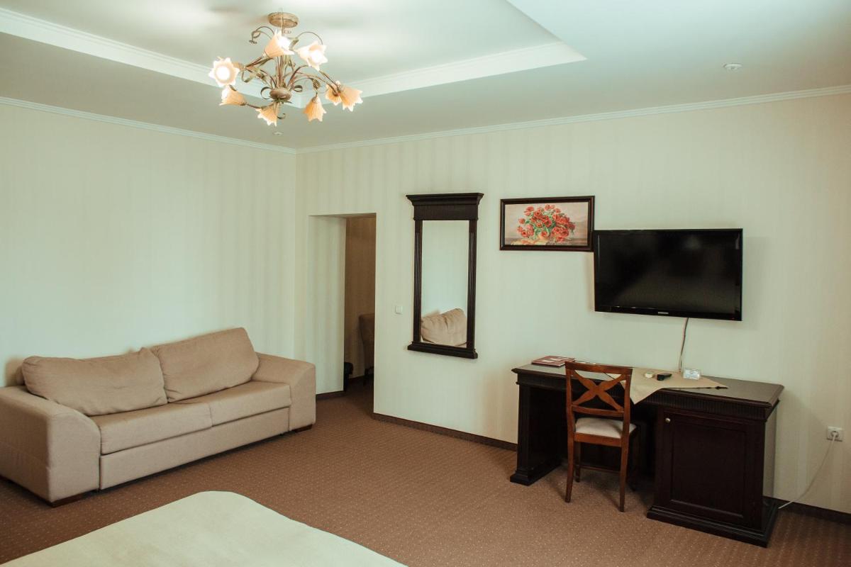 JJ Hotel - Housity