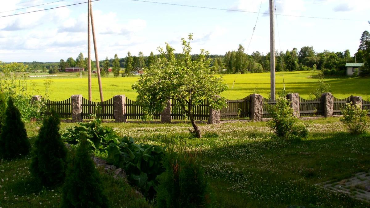 Kyläsepän Maja - Housity