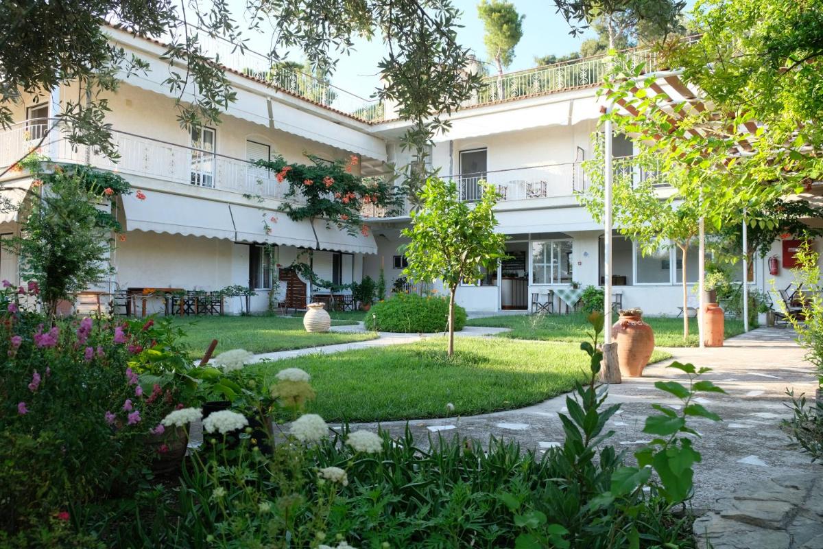 Maria Andreou - Housity