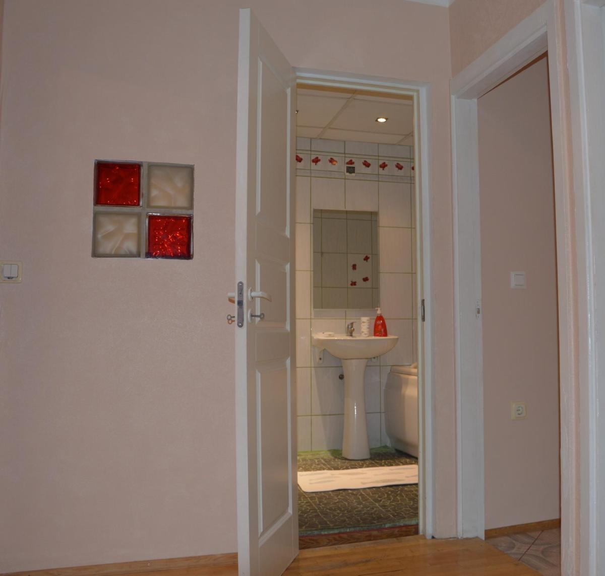 Suitetrails - Tallinn Center Apartment