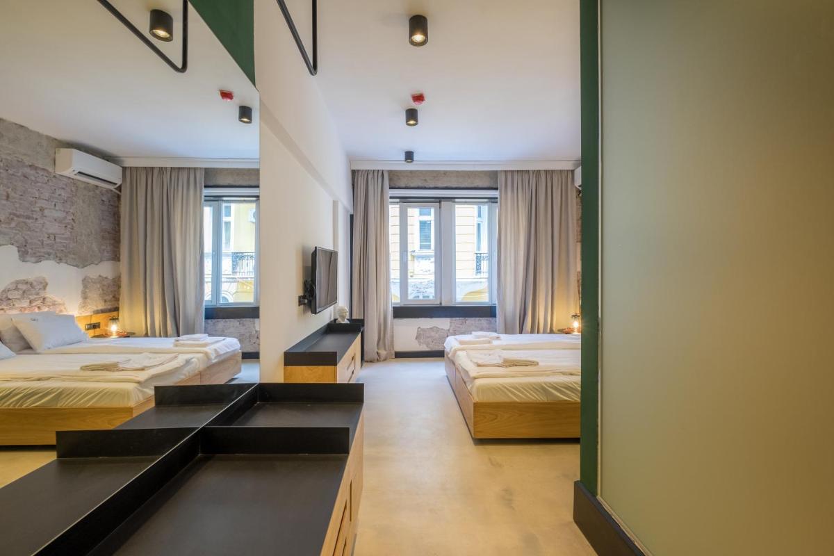 Suitetrails - R34 Boutique Hotel