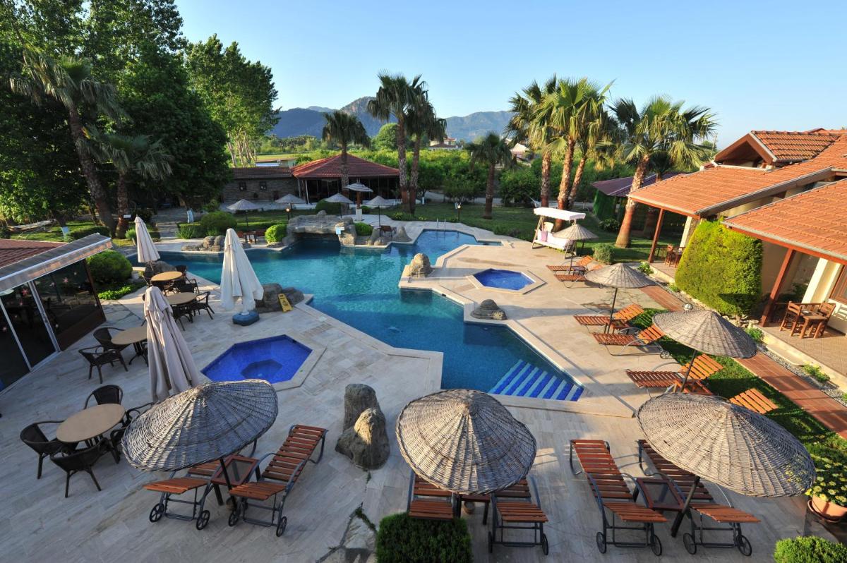 Grenadine Lodge - Housity