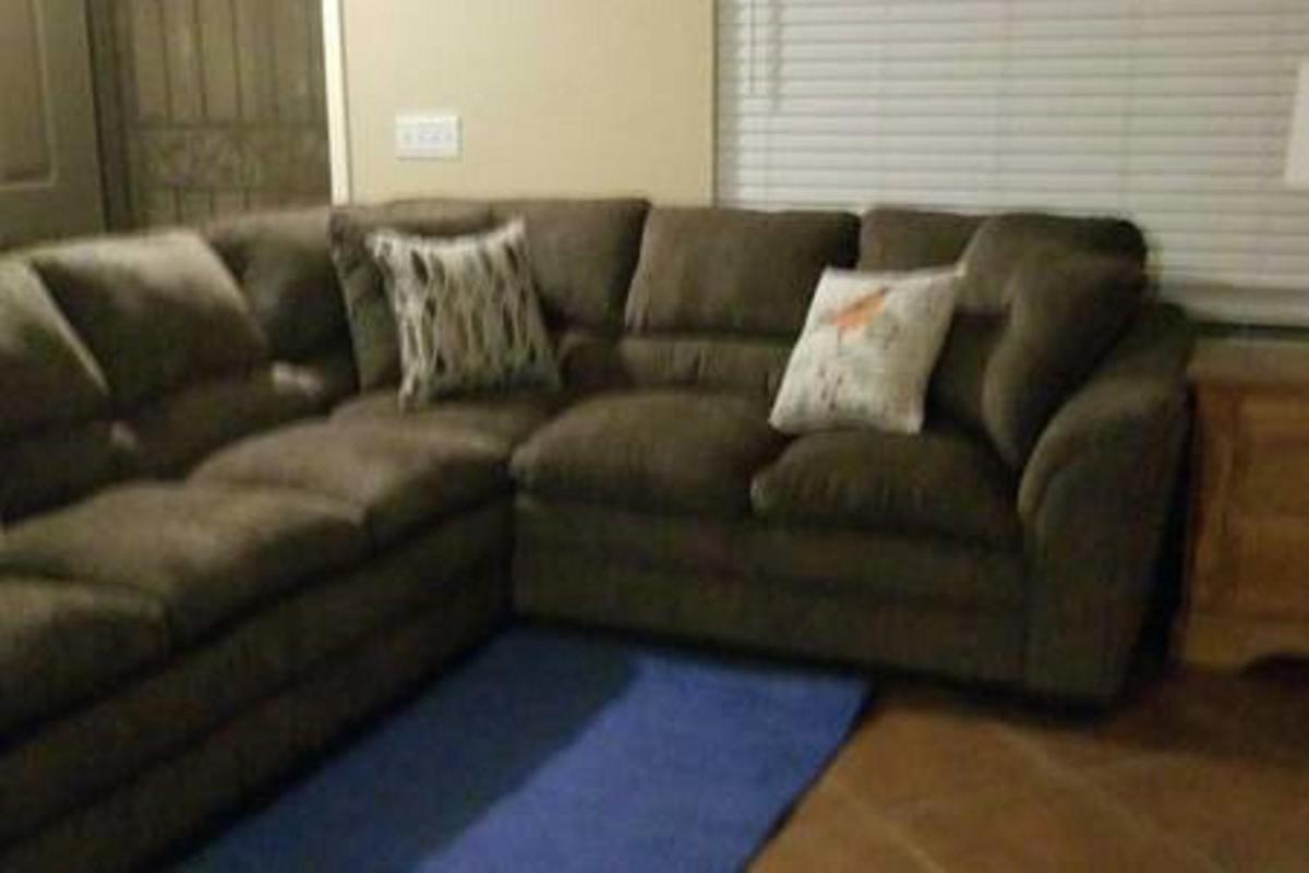 Beautifully remodeled house with great mountain views. - Housity