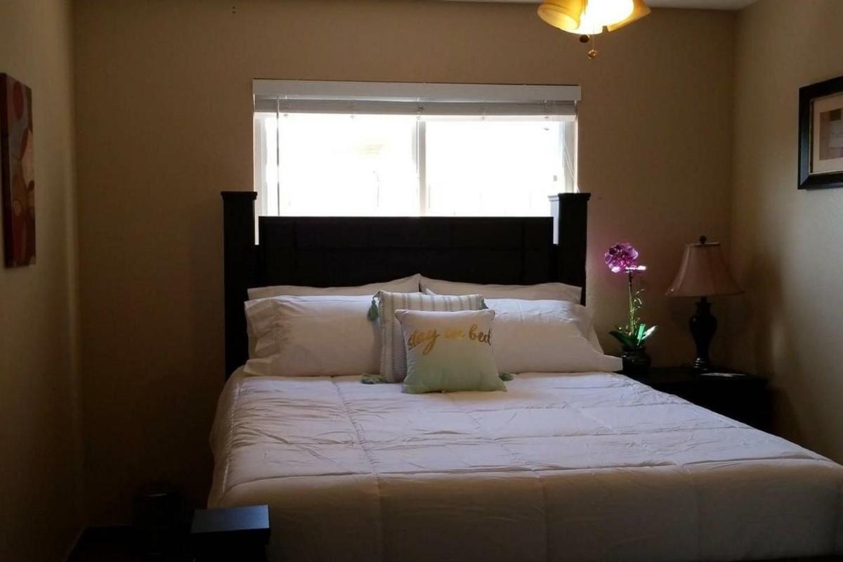 Beautifully remodeled house with great mountain views. - Housity