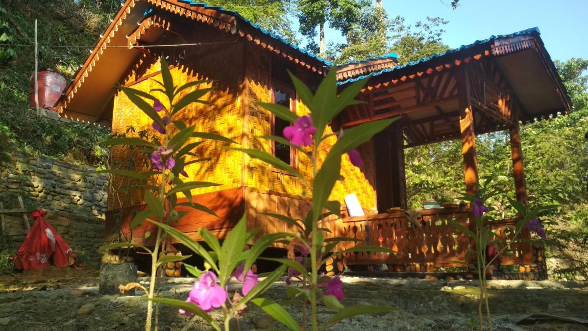 Riverside Nature Bungalow - Namo Samsah Jungle Paradise - Housity