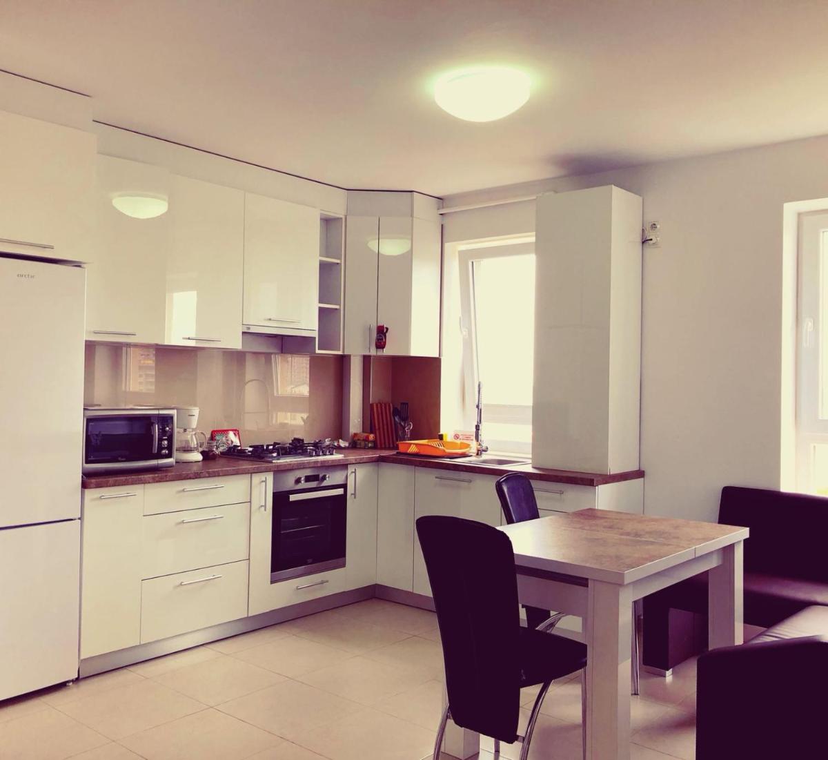Avantgarden Apart - Housity