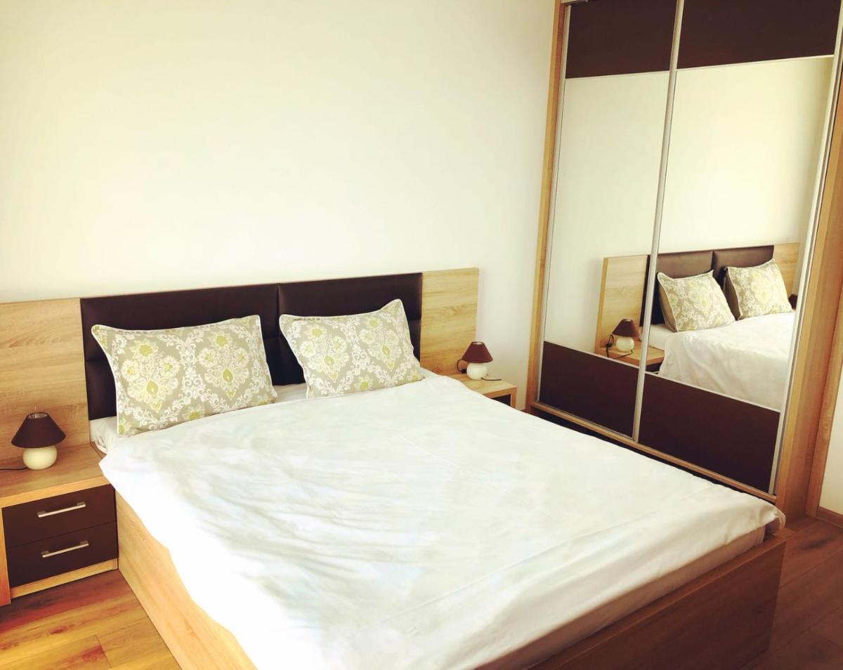 Avantgarden Apart - Housity