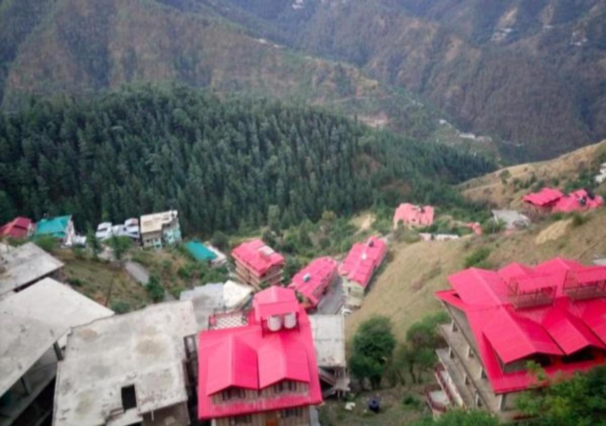 Suitetrails - Enjoyable Stay with Balcony Views