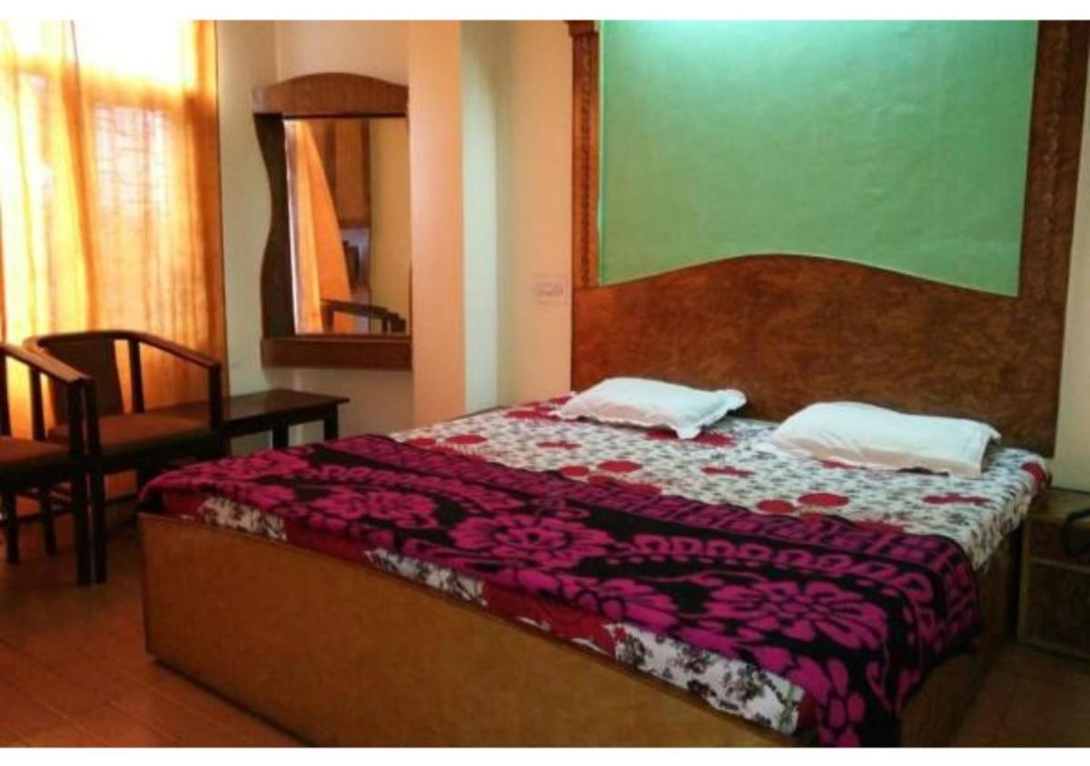 Suitetrails - Enjoyable Stay with Balcony Views