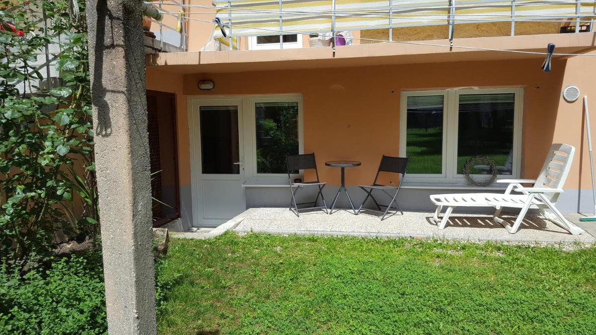 Big yard - Housity
