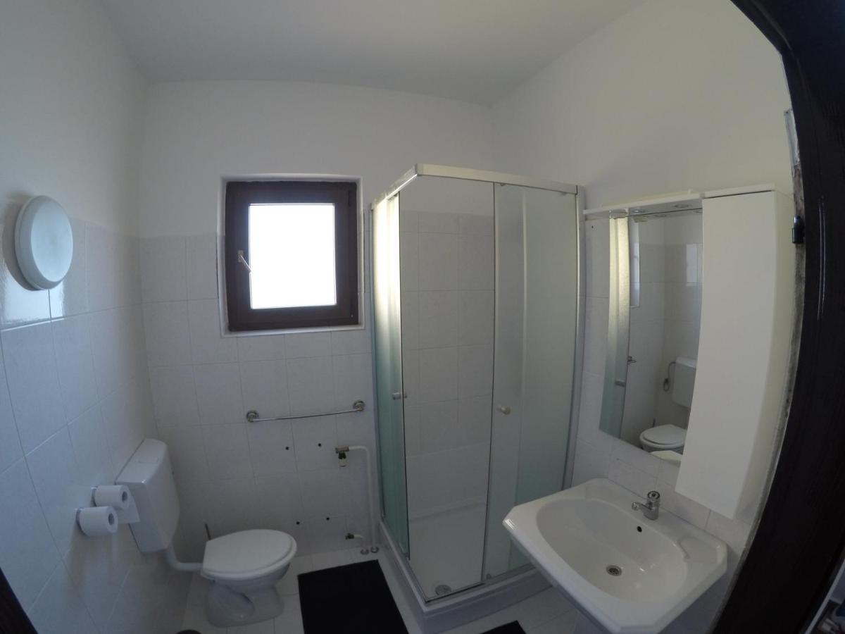 Apartman Koralj - Hizvo
