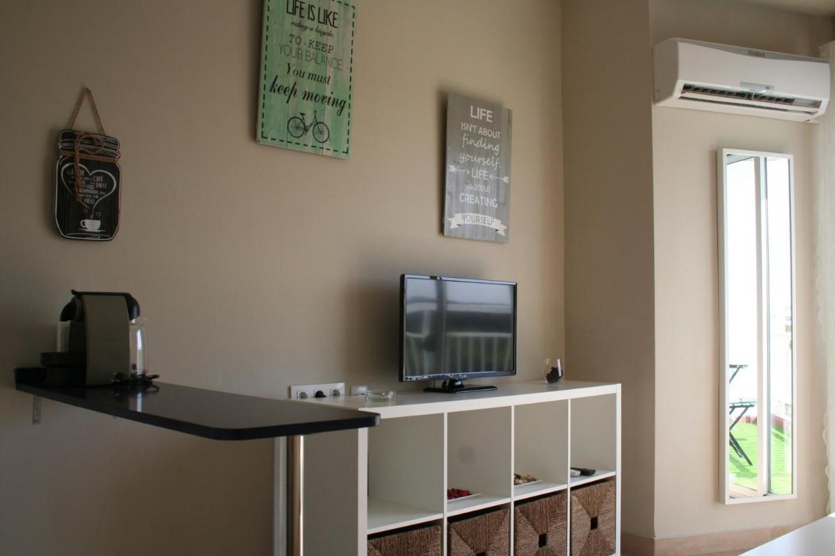 Suitetrails - CLB Feria Apartment