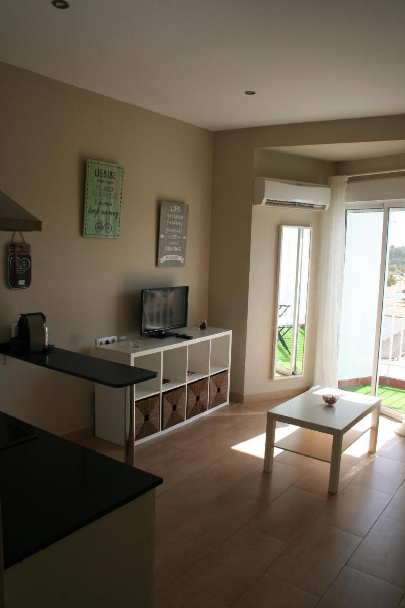 Suitetrails - CLB Feria Apartment