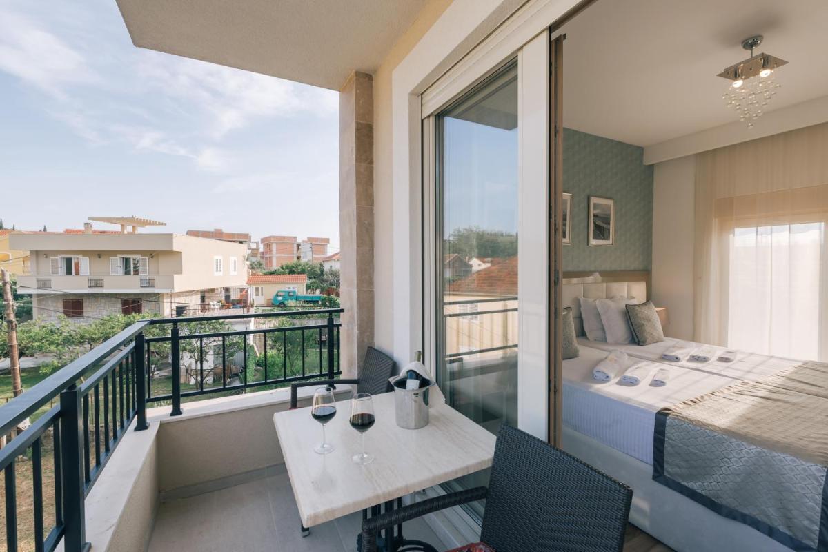Villa Royal Apartments - Housity