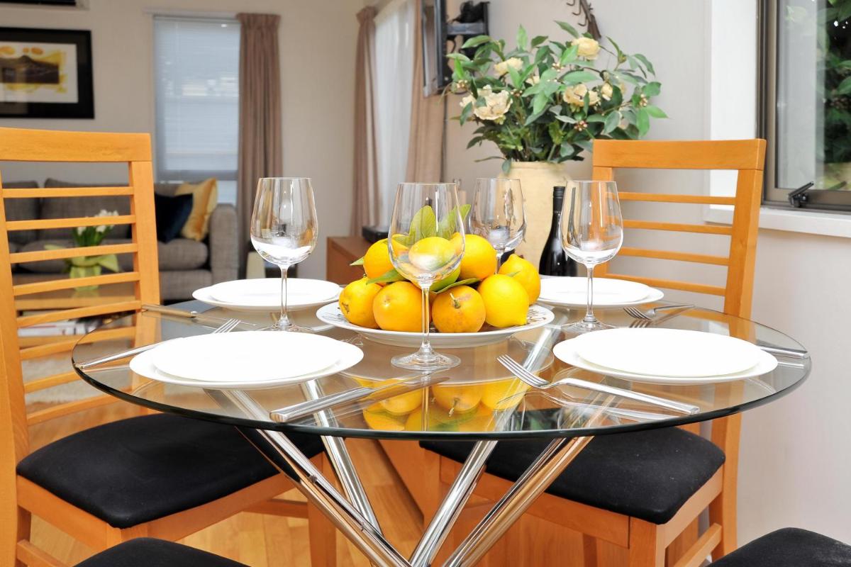 Salisbury Apartment - Christchurch Holiday Homes - Housity