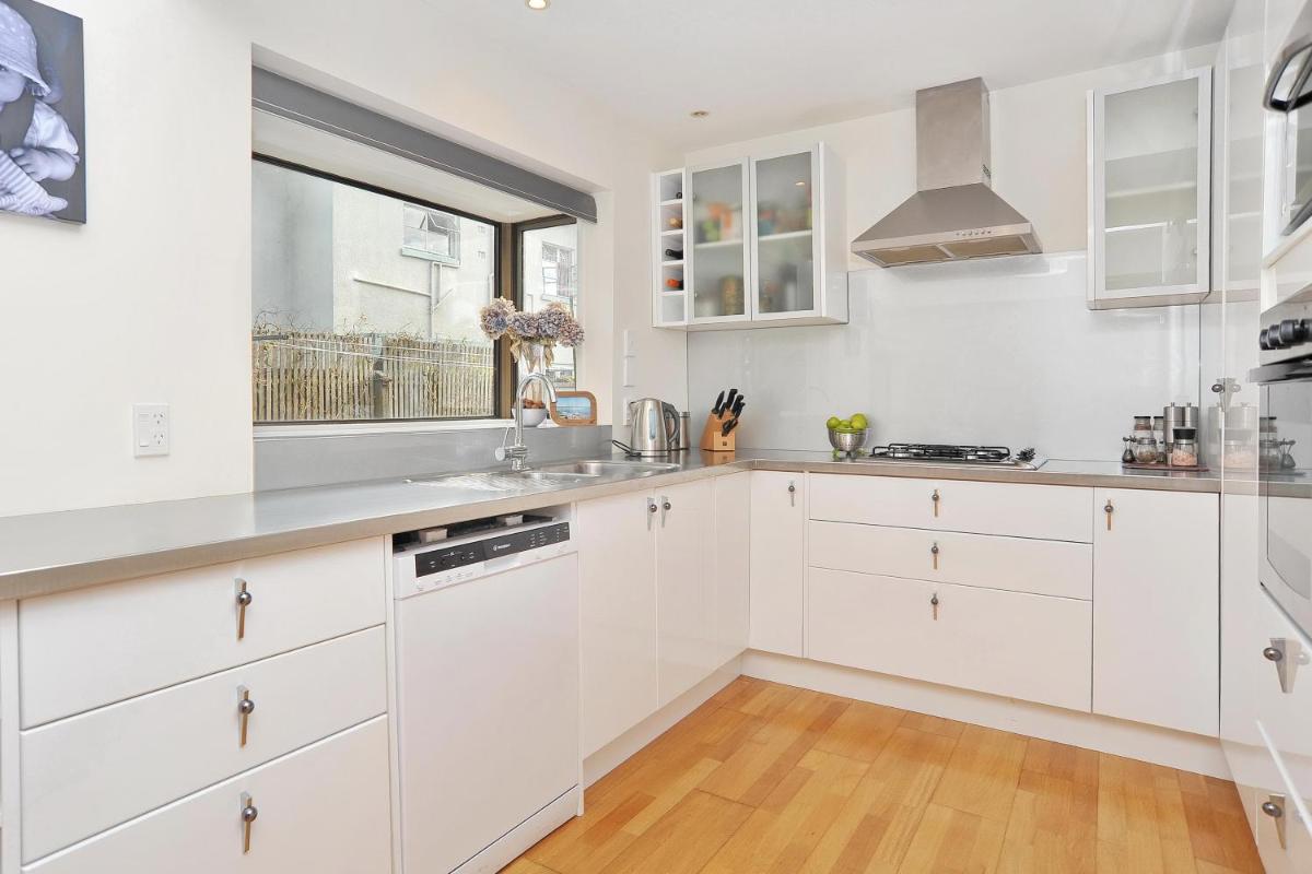 Salisbury Apartment - Christchurch Holiday Homes - Housity