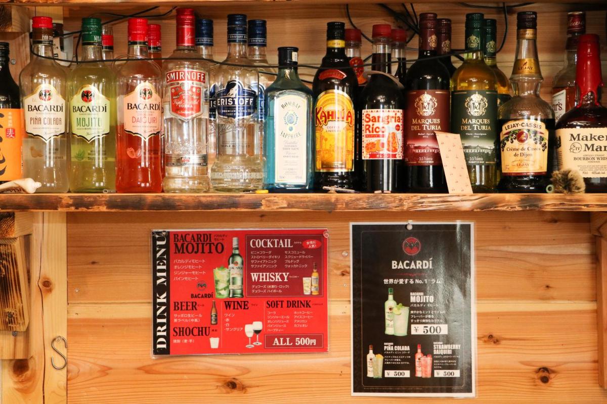 Guest House Shirahama R-cafe - Female Only - Housity