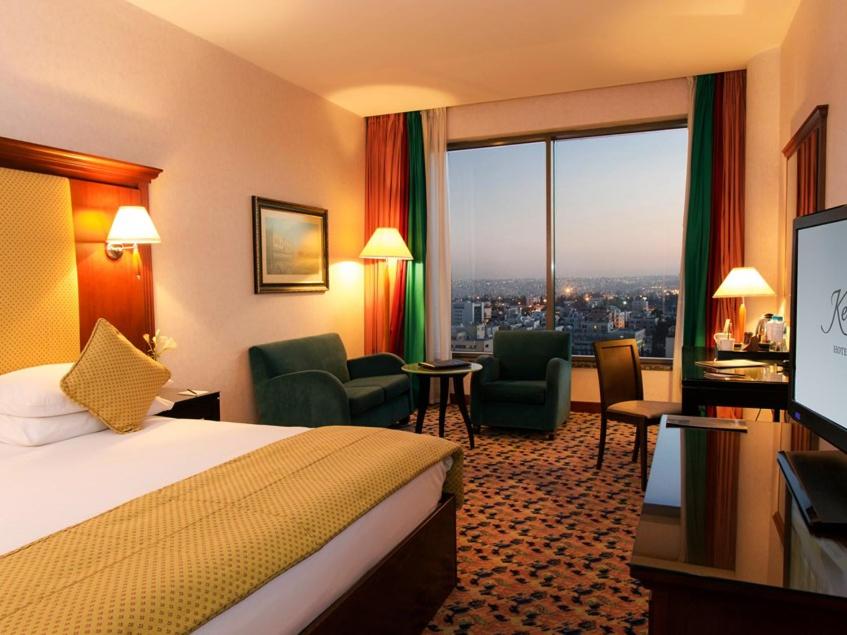Suitetrails - Royal Mansion Hotel