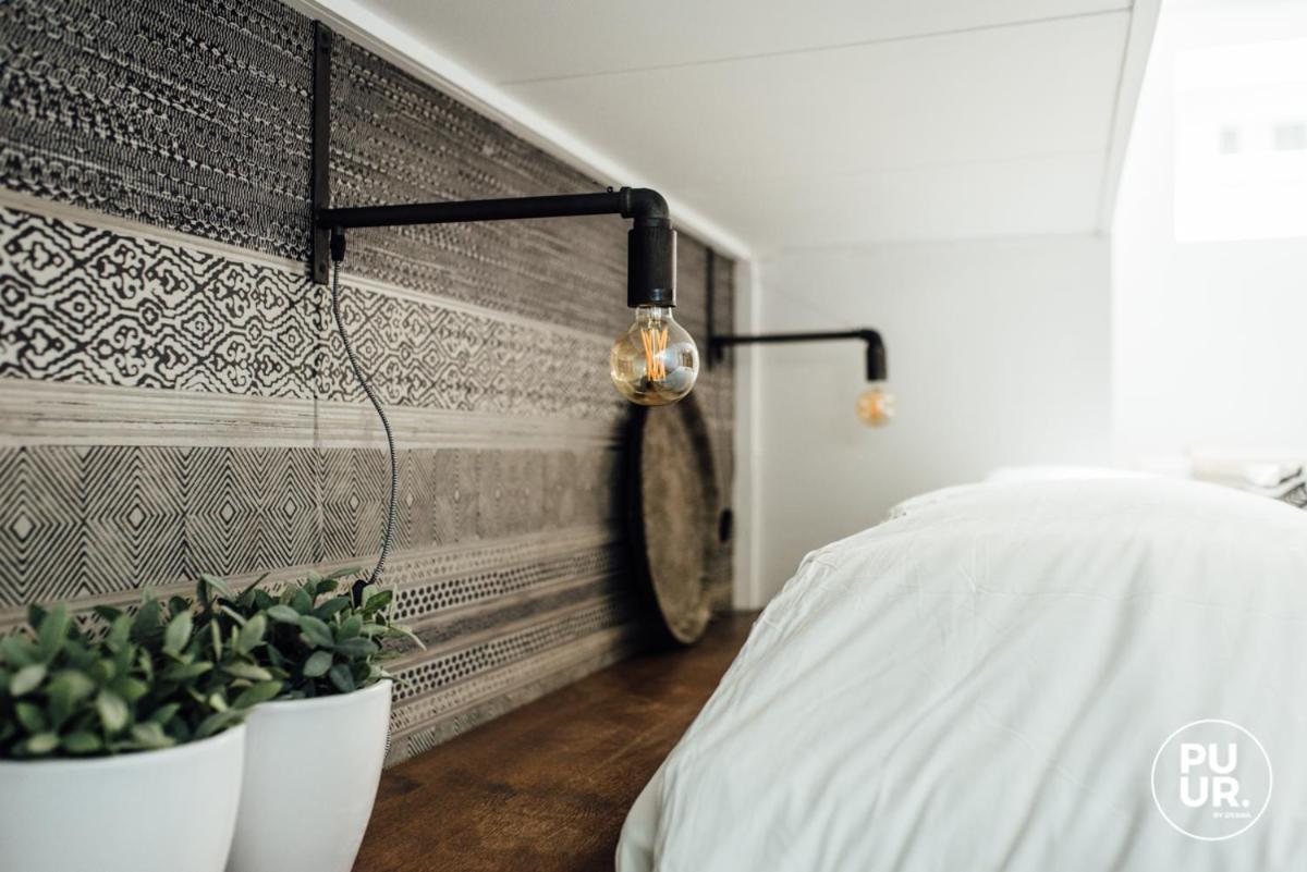 Nummer 100 - 1 - Housity