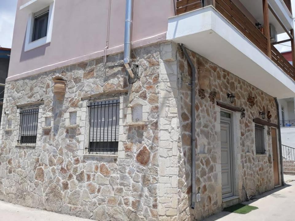 Zaros - Housity