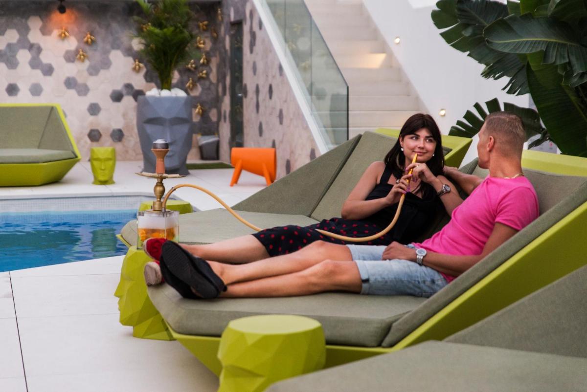 Clientes alojados en Essence Hotel Boutique