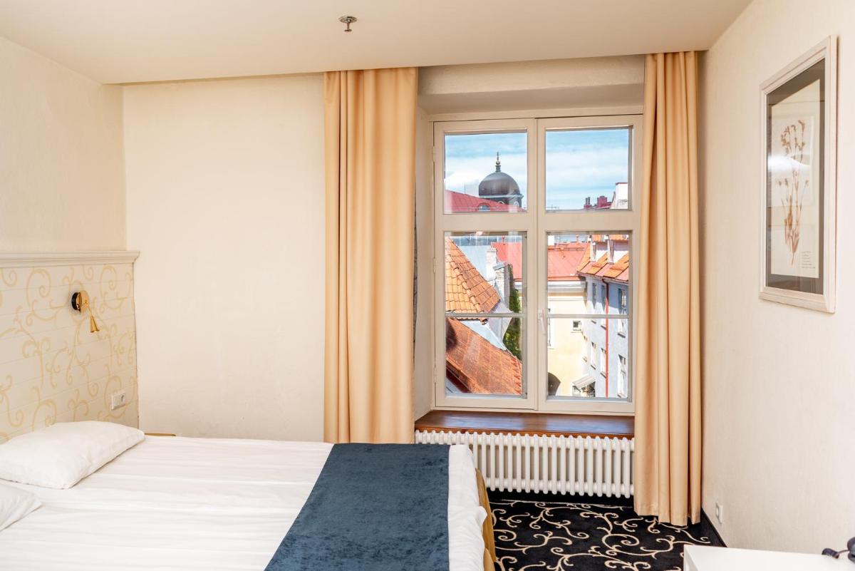 Meriton Old Town Garden Hotel - Housity