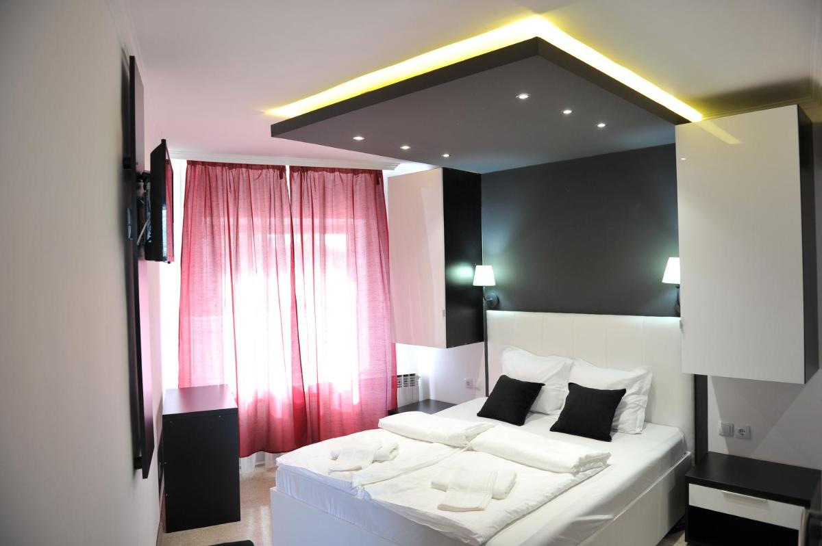 B&B Villa Pipacs - Housity