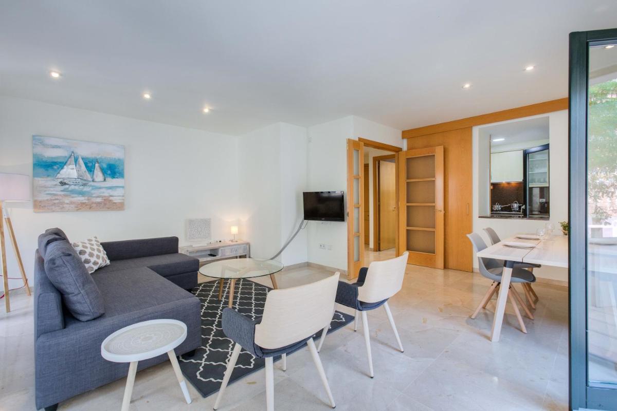 Flateli Pou Rodó 1 - Housity