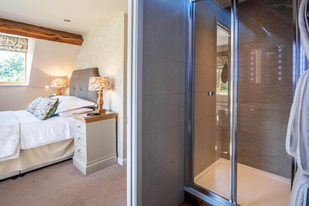 The Dinney B&B - Housity
