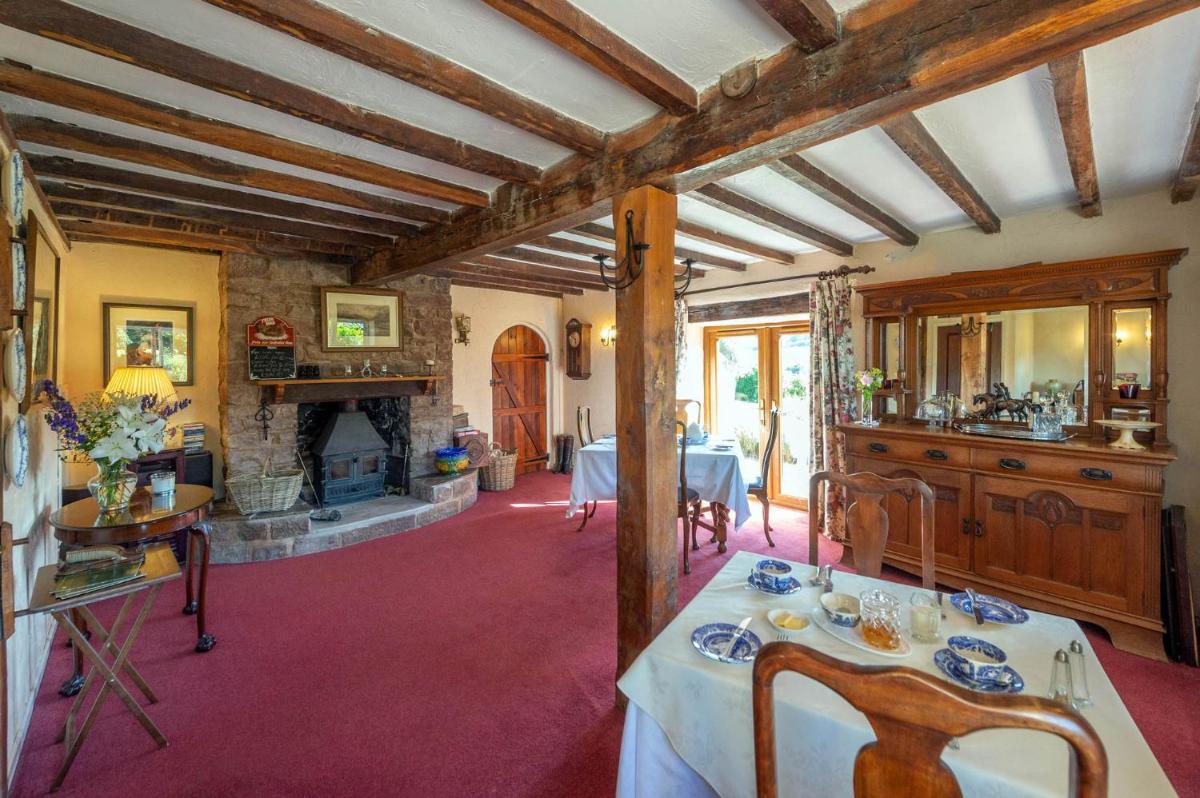 The Dinney B&B - Housity