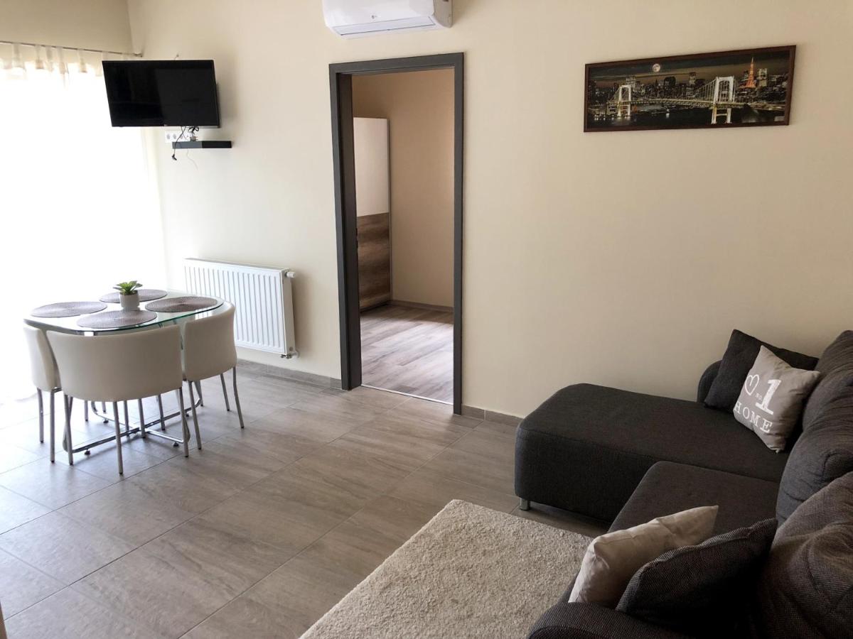 Exclusive Home - Housity