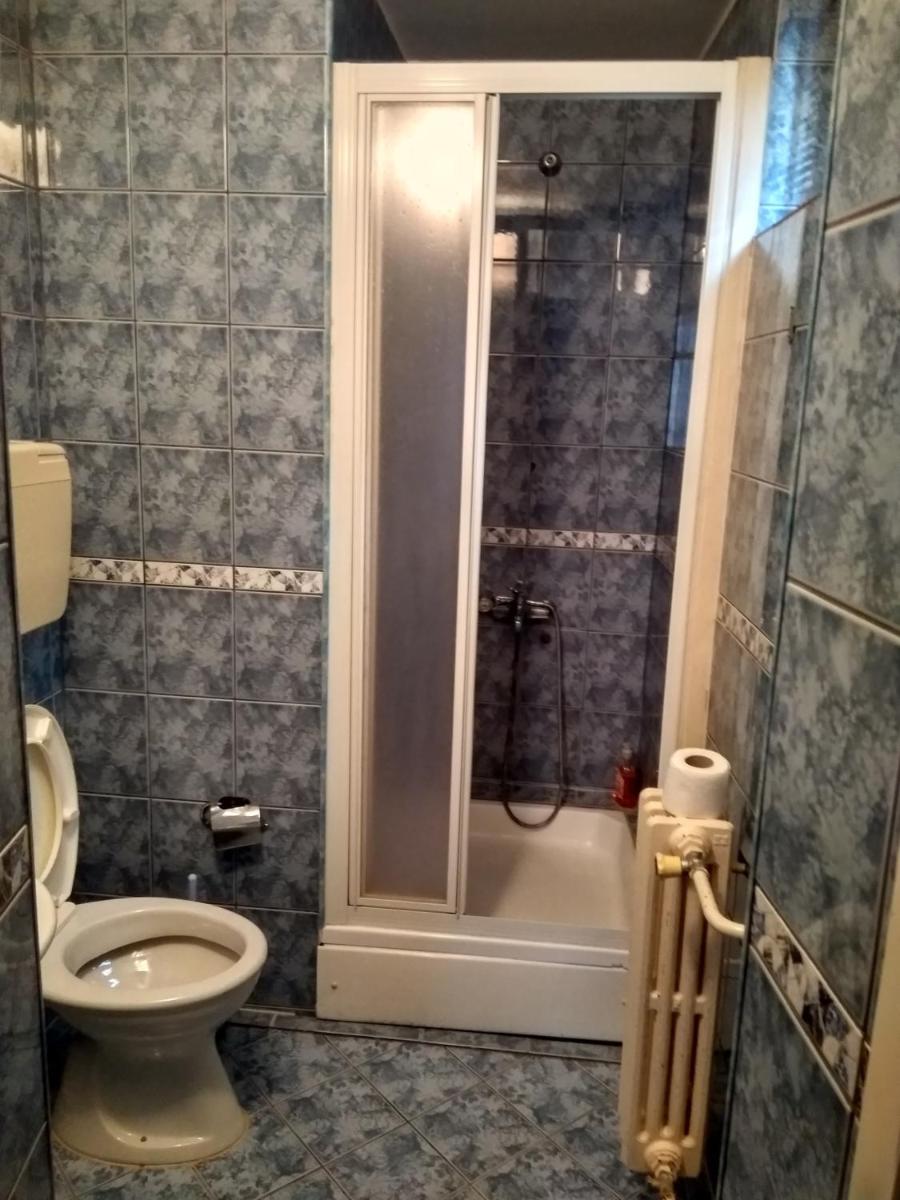 Hotel 24 jul - Hizvo