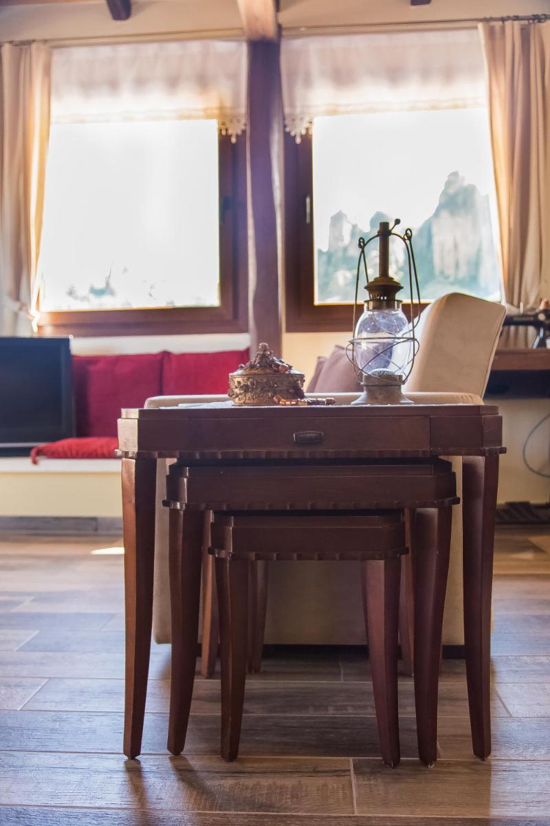 Tasos House - Housity