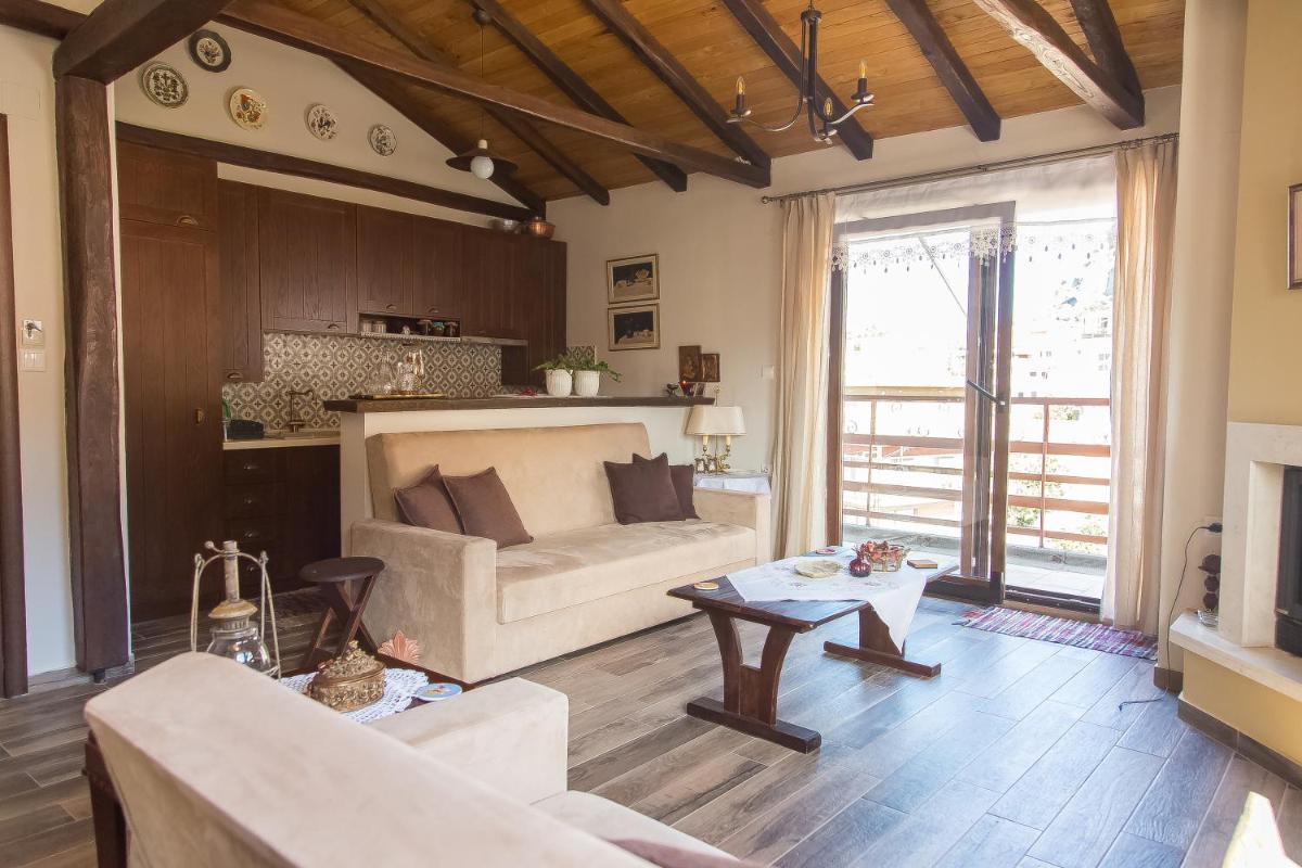 Tasos House - Housity