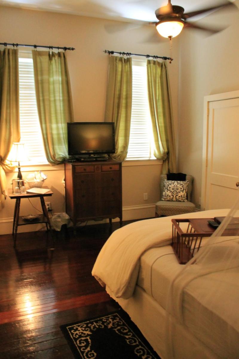 Grand Magnolia Ballroom & Suites - Housity